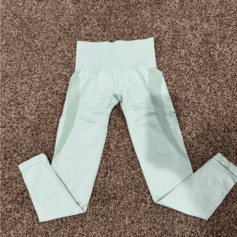 NVGTN Mint Green Women's Leggings